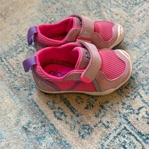 PLAE Ty Shoe in pink- dewberry (size 6 toddler)
